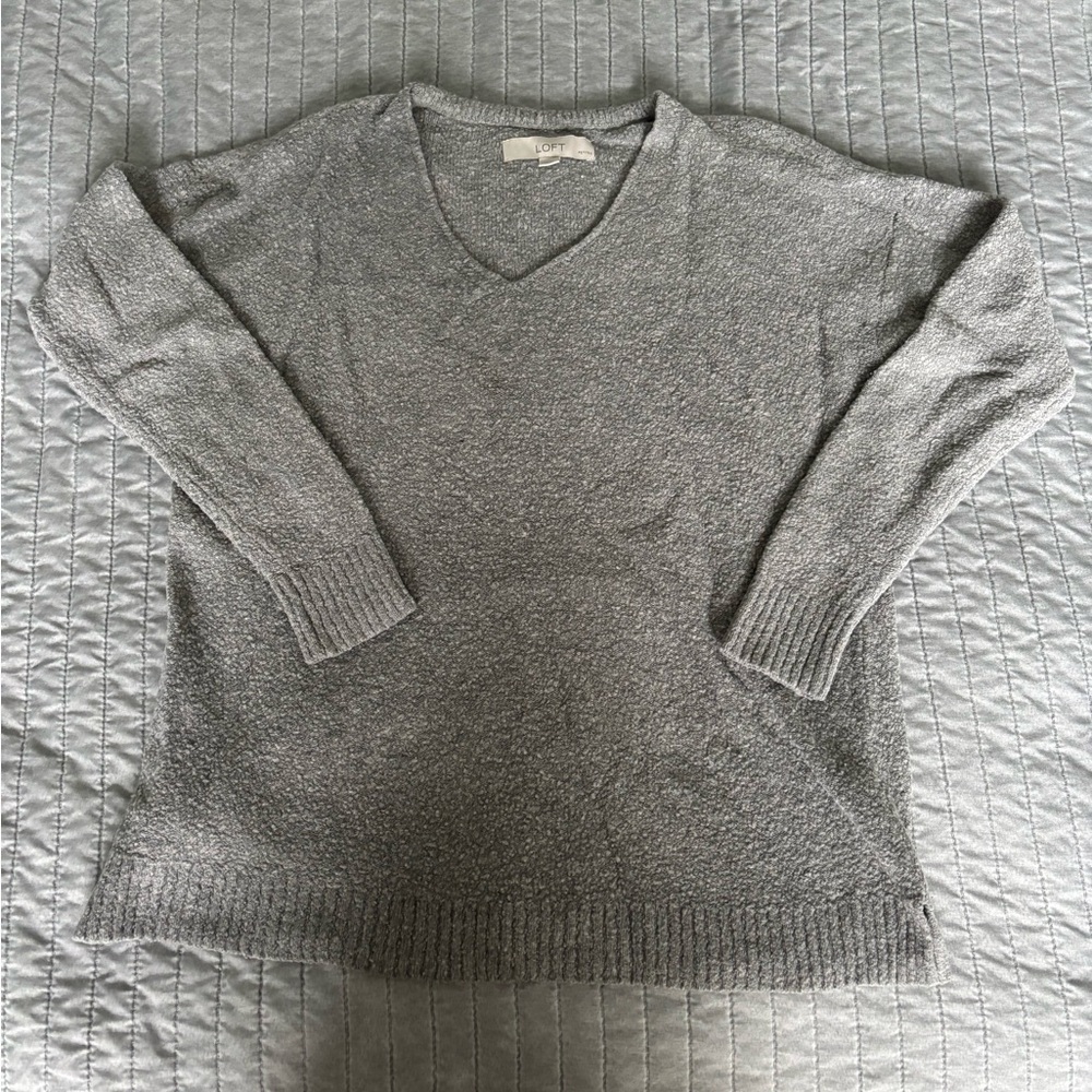 LOFT Heather Gray V-Neck Women's Sweater